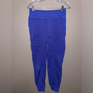 Lululemon dance studio joggers size 4
